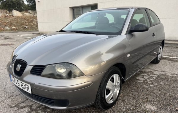 SEAT Ibiza 1.4 16V 75 CV SIGNA